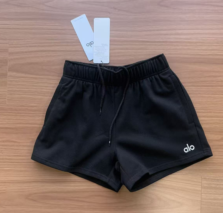 AL5508 ALO shorts
